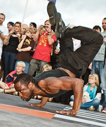 Breakdancers