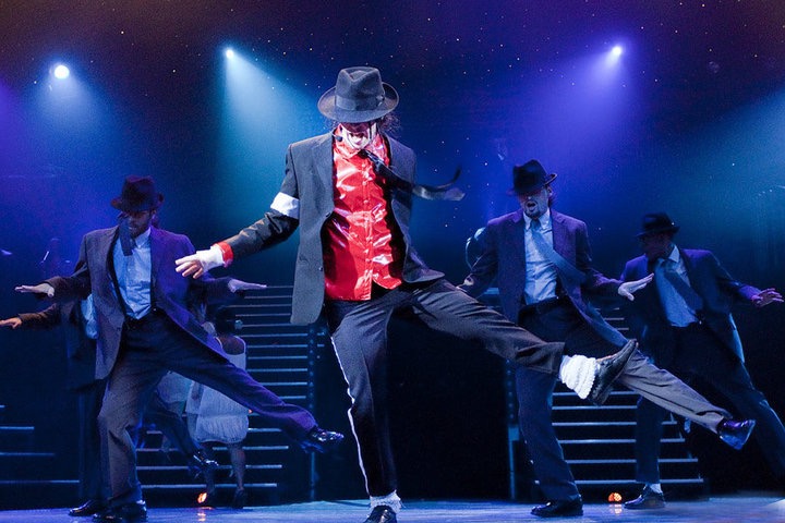 Move Like MJ